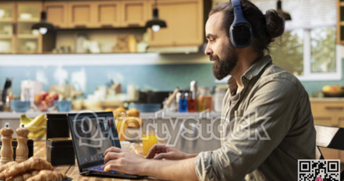 Screenshot of microstock.plus